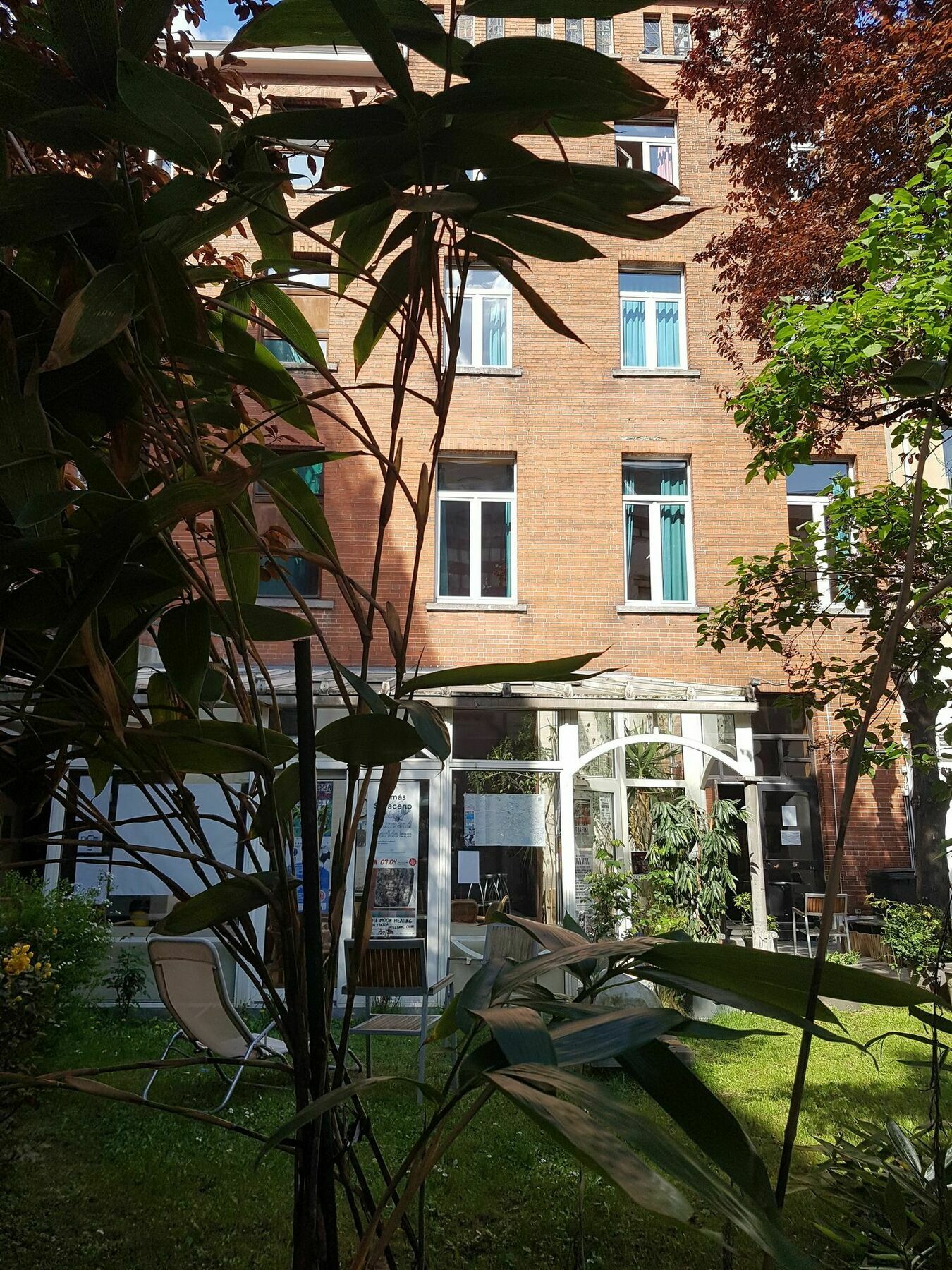 Van Gogh Youth Hostel City Centre Saint-Josse-ten-Noode Exterior foto
